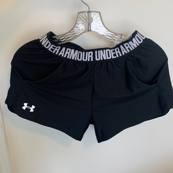 Underarmour athletic shorts - Picture 1 of 3